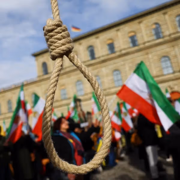 UN experts urge Iran to halt execution of child marriage victim
