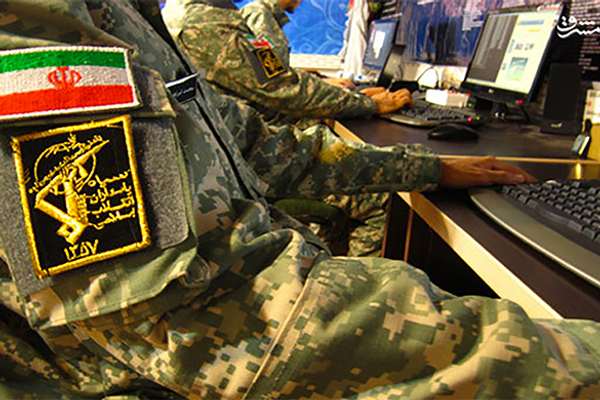 گروه هکری حنظله مشخصات صدها نظامی آمریکایی را منتشر کرد؛ پنتاگون: بررسی میکنیم