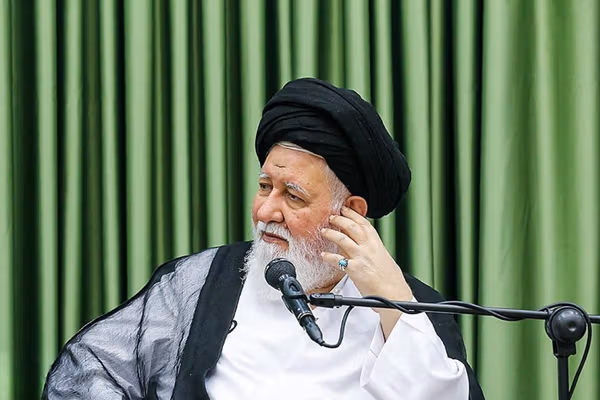 امام جمعه مشهد: مجتبی خامنهای به رزمندگان پیام داده که این آتشبس دروغ است