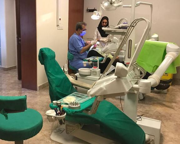 دبیر شورای آموزش دندانپزشکی: آینده پزشکی و دندانپزشکی ایران در حال نابودی است