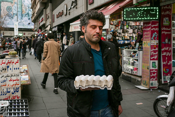 خلال شهور.. ارتفاع أسعار المواد الغذائية في إيران أكثر من ضعفين.. والأدوية 5 أضعاف