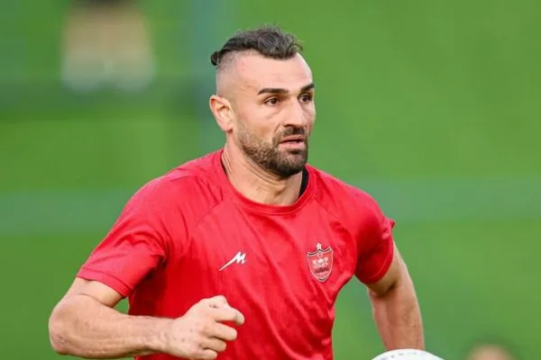 اعتراض سردار دورسون، مهاجم پیشین پرسپولیس، به قطعی اینترنت در ایران