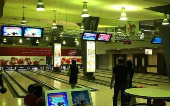 یک مجموعه تفریحی بولینگ در مشهد تفکیک جنسیتی شد