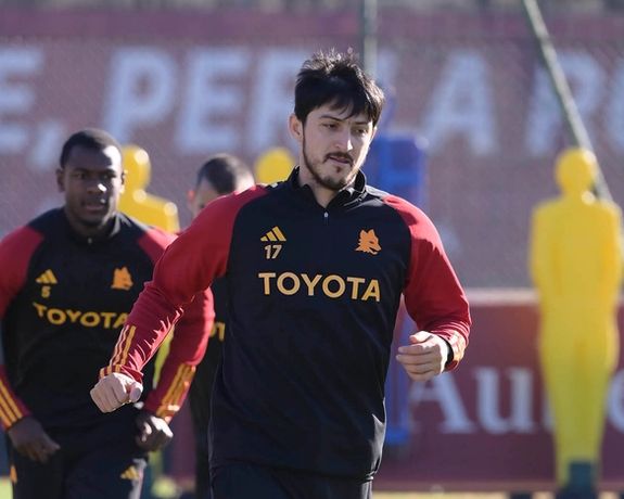 خبری از مصدومیت مهاجم ایرانی نیست؛ سردار آزمون آماده درخشش دوباره در ترکیب آاس رم