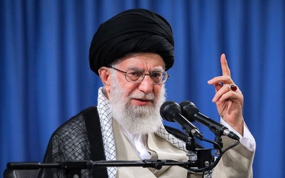 علی خامنهای: قرآن میگوید چه مرحله با قدرتها حرف بزنیم چه مرحله شمشیر بکشیم