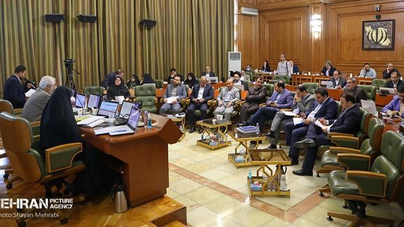 Tehran Councilors Demand Answers Over Secret Chinese Contract