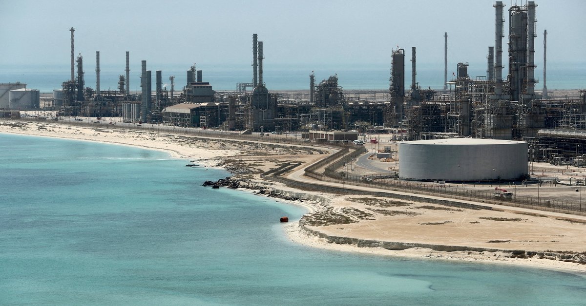 Aramco sidesteps Hormuz as Iran crisis cuts flows to a tenth