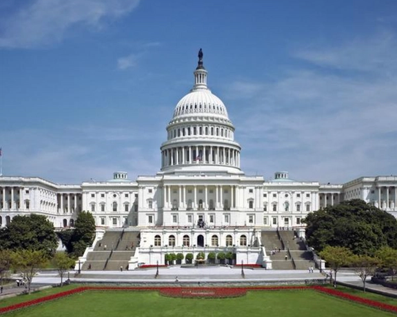 خطة بمجلس النواب الأميركي لمعاقبة داعمي صادرات النفط الإيرانية