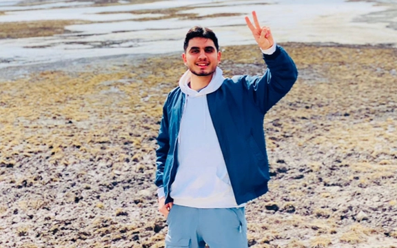 Caught between pain and exile, injured Iranian protester fears deportation