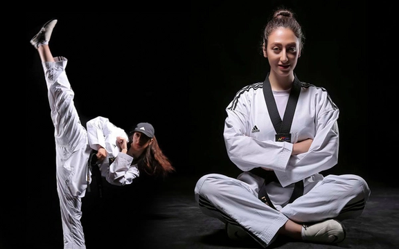 لاعبة سابقة في منتخب إيران للتايكوندو تلجأ إلى ألمانيا