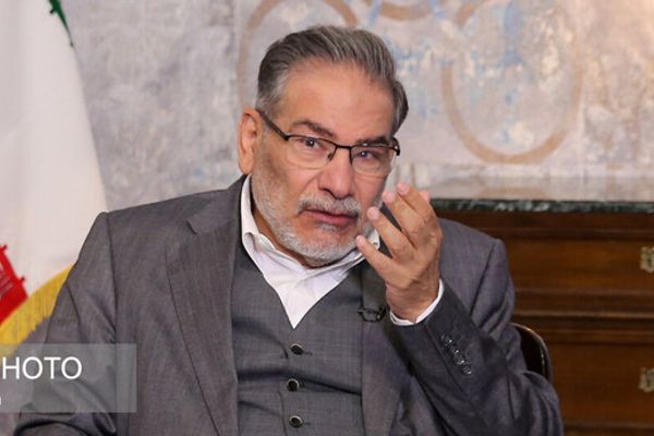مستشار خامنئي يتوعّد: حتى لو دُمّرت المواقع النووية.. اللعبة لم تنتهِ بعد