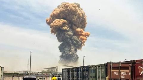 جعفر پناهی، کارگردان سینما: آتش بندرعباس، شعلههای فروپاشی حکومت است