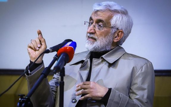 جلیلی، عضو مجمع تشخیص مصلحت: فلسطینیان با بمب و موشک بعد از انفجار عکس یادگاری میگیرند