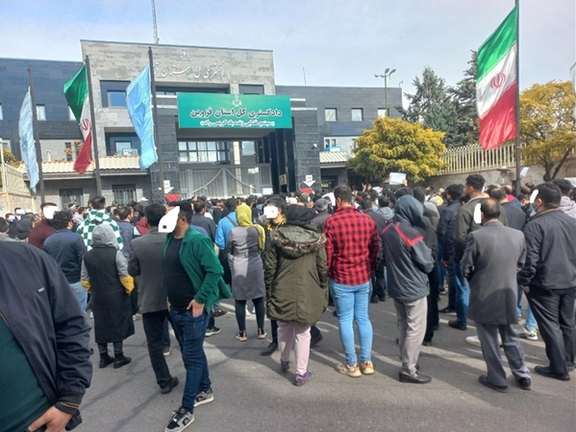 A gathering of people who lost their money to the fraud of Rezayat Khodro Taravat Novin, a vehicle leasing company in Qazvin, west of Tehran, on November 23, 2023