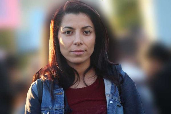 الأمن الإيراني يحرم السجينة السياسية وريشه مرادي من العلاج رغم تدهور حالتها الصحية