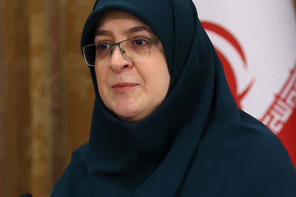 المتحدثة باسم الحكومة الإيرانية تمتنع عن تقديم إجابة حول "الانسحاب من حظر الانتشار النووي"