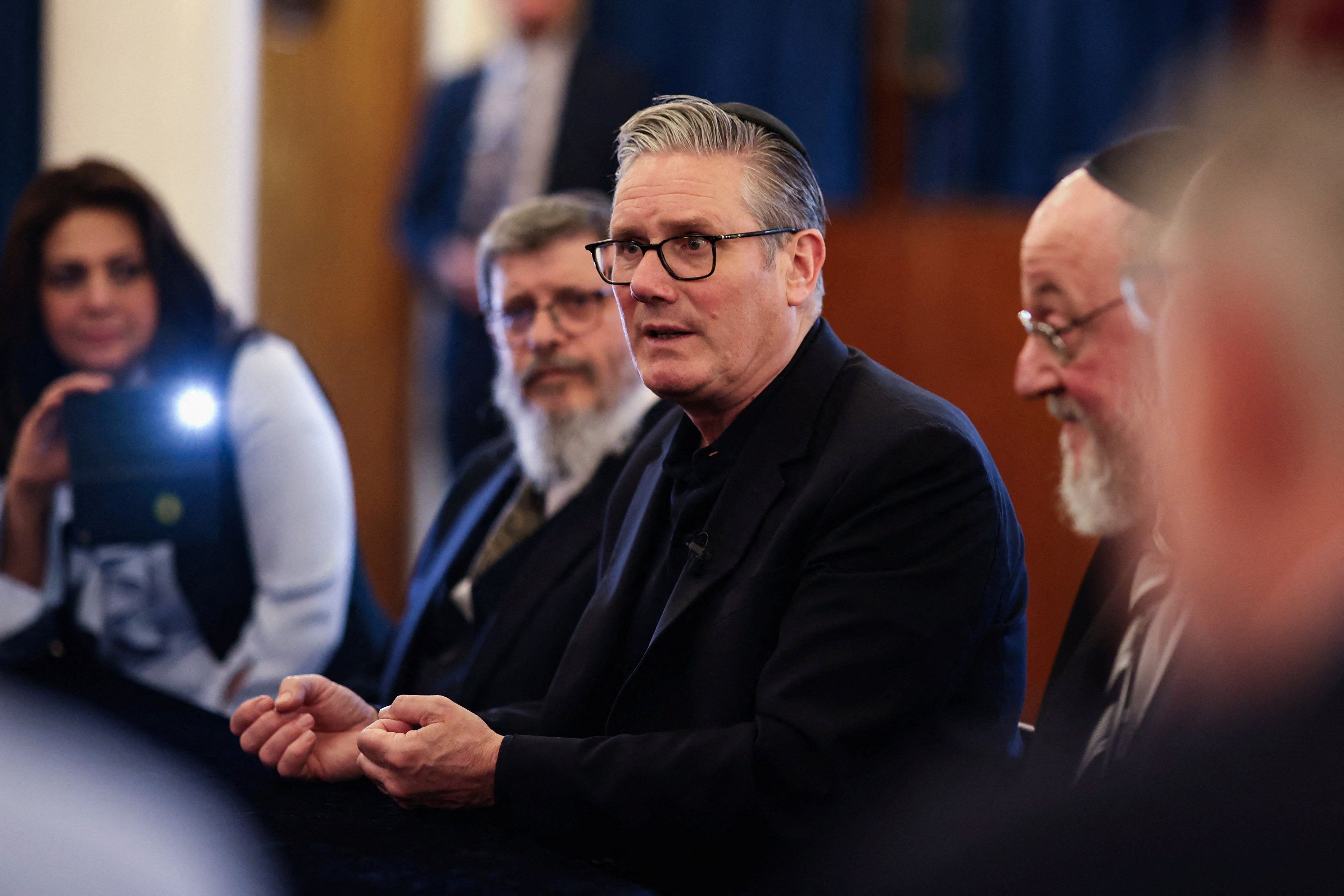 نخست‌وزیر بریتانیا از تلاش برای اقدام قانونی علیه سپاه پاسداران خبر داد