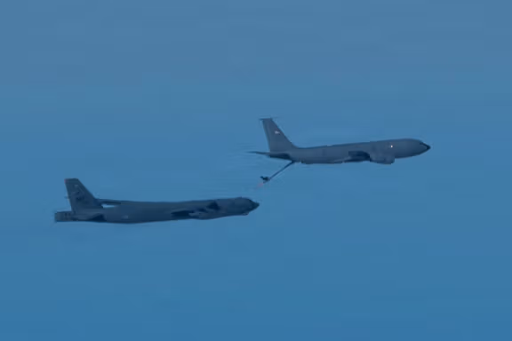 سنتکام تصاویری از سوختگیری هوایی در عملیات «خشم حماسی» منتشر کرد