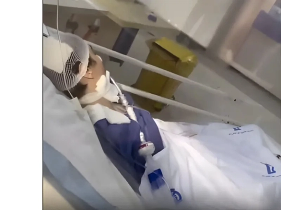 وضعیت وخیم آرمیتا گراوند در کما و ناامیدی پزشکان؛ صدیقه وسمقی حجابش را برداشت