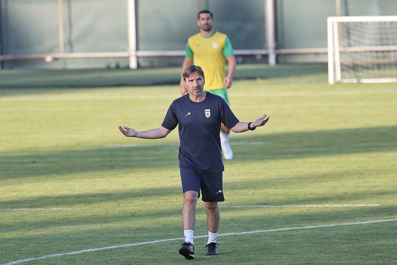 احتمال حمله آمریکا؛ آنتونیو مانیکونه، دستیار قلعه‌نویی از تیم ملی جدا شد