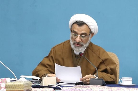 دبیر شورایعالی انقلاب فرهنگی: تکفرزندی و بیفرزندی صدمات جبرانناپذیری به کشور میزند