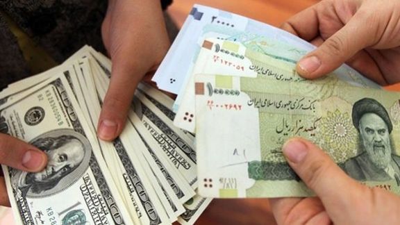 توزیع ۲۲۰ هزار میلیارد تومان رانت ارزی بین واسطهها طی ۷ ماه