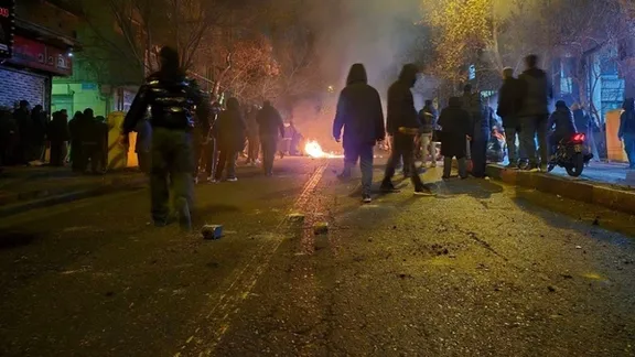 واشینگتنپست: آمریکا نهادهای دخیل در کشتن معترضان را هدف قرار خواهد داد