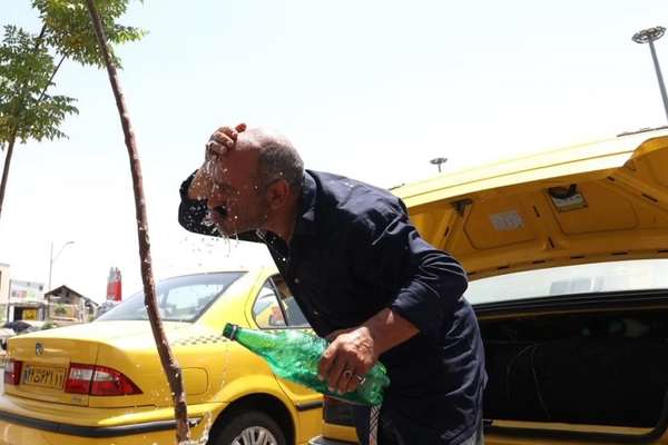 بعد مقتل 5 أشخاص.. انقطاعات الكهرباء المتكررة تحصد الأرواح وتهدد حياة المرضى في إيران