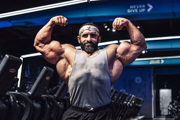 در آستانه پخش برنامه استعدادیابی جنجالی؛ صفحه اینستاگرام هادی چوپان از دسترس خارج شد