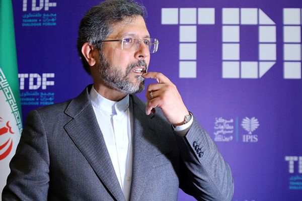 معاون وزارت خارجه جمهوری اسلامی: خواهان دستیابی به توافقی صلحآمیز با آمریکا هستیم