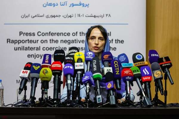 UN Rapporteur Defends Herself Against Criticism Over Iran Trip