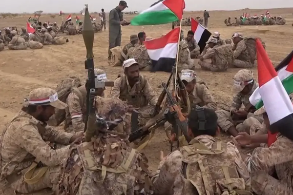 انتقاد أعضاء الكونغرس لأداء بايدن "الضعيف"مع استمرار مساعدة إيران لقواتها الوكيلة بالمنطقة