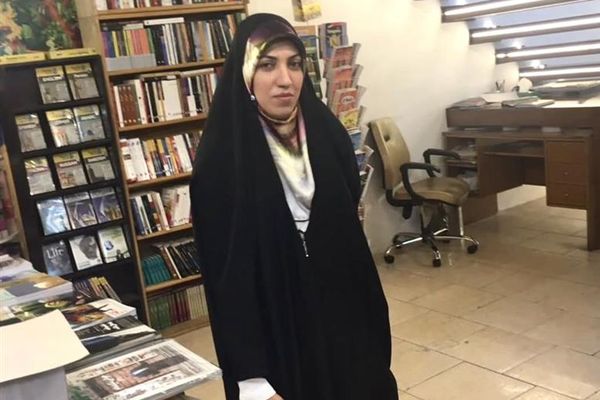 "الصحافية المحققة" في التلفزيون الإيراني: تحدّي الحجاب يحمل خطر إسقاط النظام