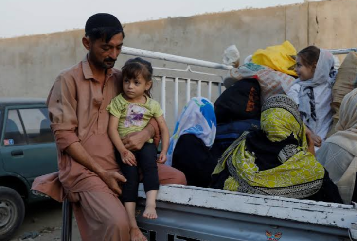 Why Afghans still risk death to reach Iran