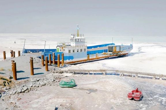 نماینده مجلس: دریاچه ارومیه به دلیل سیاستهای غلط خشک شد