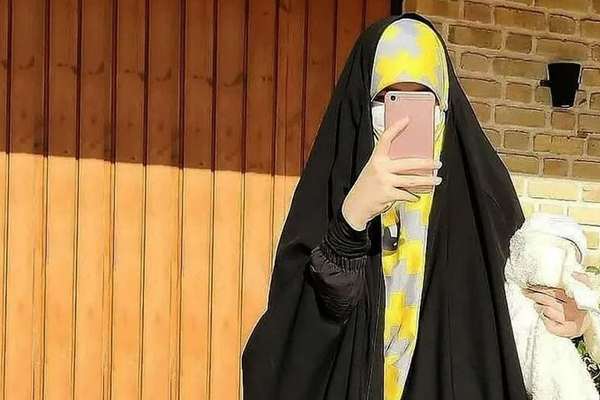 خبرگزاری حوزه علمیه: تصاویر نگهداری سگ توسط زنان محجبه بنیان اعتقادی را سست میکند