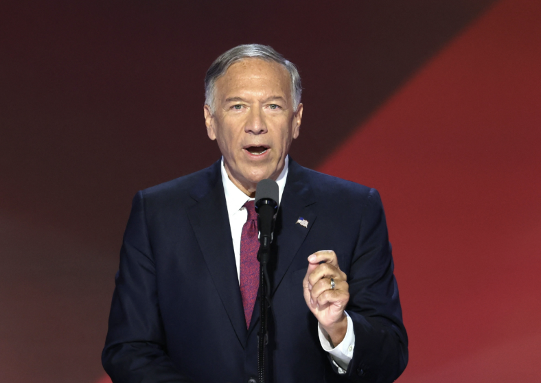 پمپئو: هیچ توافق خوبی با جمهوری اسلامی ممکن نیست، آمریکا باید با قدرت عمل کند