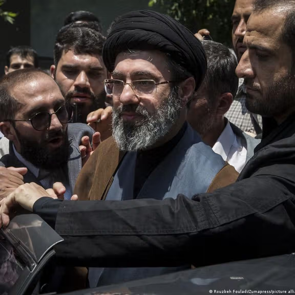 رسالة منسوبة لمجتبى خامنئي: يجب سلب الأمن عن الأعداء الداخليين والخارجيين