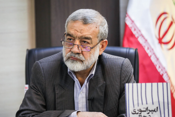 نماینده مجلس: باید برای ساخت سلاح هستهای آماده شویم