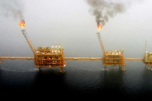Iran Wastes Huge Oil Reserves Due To Gas Shortage