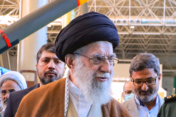 علی خامنهای: برد موشکهای ما به آمریکا ارتباطی ندارد