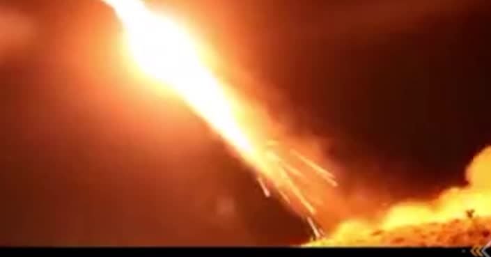 طبول الحرب تدق مجددًا.. إيران تضرب قواعد في الأردن والإمارات بعد استهداف أميركا جزيرة لارك طبول الحرب تدق مجددًا.. إيران تضرب قواعد في الأردن والإمارات بعد استهداف أميركا جزيرة لارك