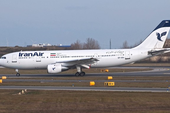 An Iranian airplane