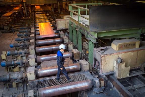 رسانه سپاه پاسداران: رشد تولید ناخالص داخلی در ششماهه نخست سال منفی بود