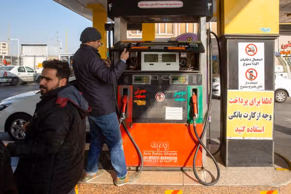 Iran weighs gasoline rationing as fuel deficit widens