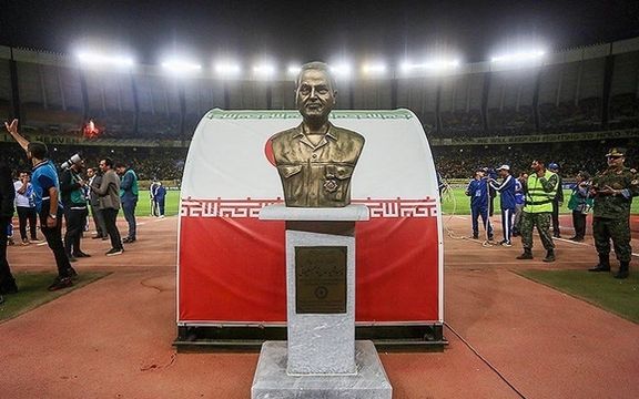 سپاهان بیتوجه به حکم AFC؛ سردیس قاسم سلیمانی از نقش جهان حذف نشد