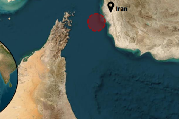 استهداف سفينة ثانية بإطلاق نار في مضيق هرمز