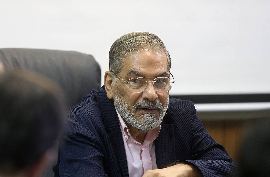 علی شمخانی: با تمام توان از جان خامنه‌ای محافظت می‌کنیم