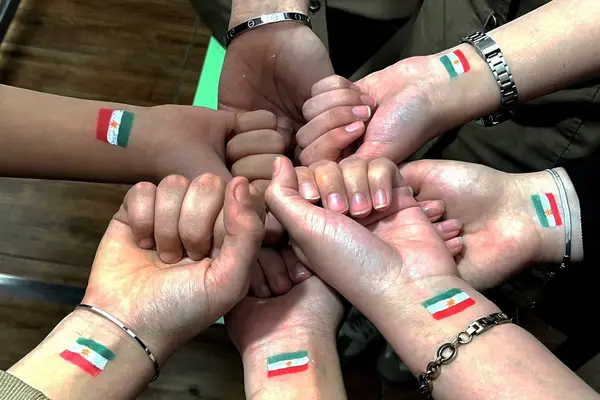 اخبار ایران و سلامت روانتنی؛ چگونه آگاه بمانیم و همزمان از خود مراقبت کنیم؟