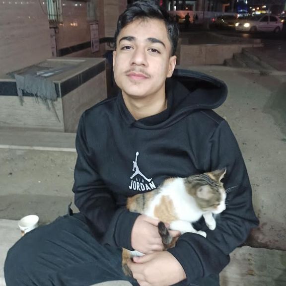 مقتل بطل "كيك بوكسينغ" يبلغ 21 عامًا في أنديشه على يد الأمن الإيراني